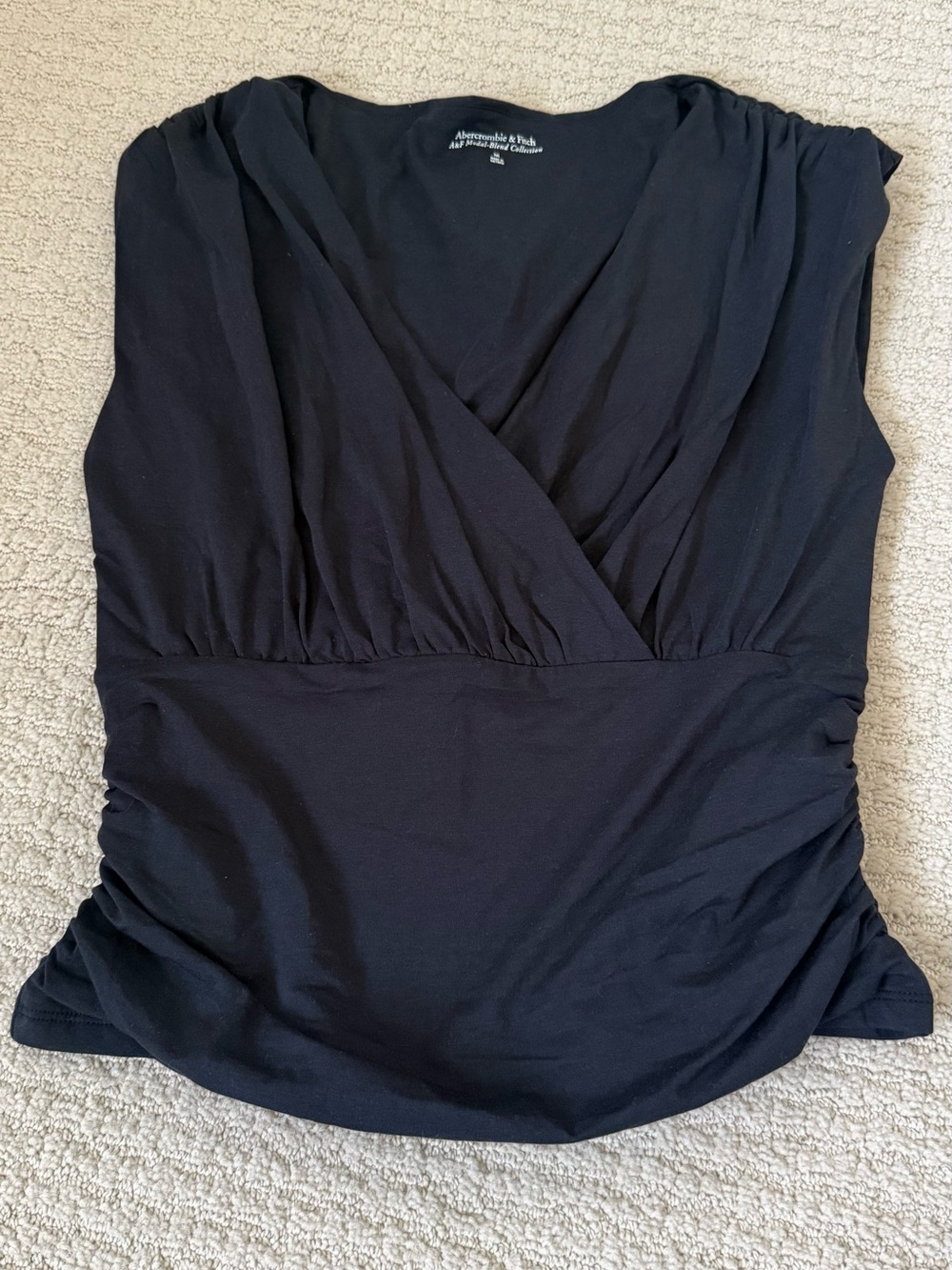 Abercrombie & Fitch Women's
Ruched V-Neck Top